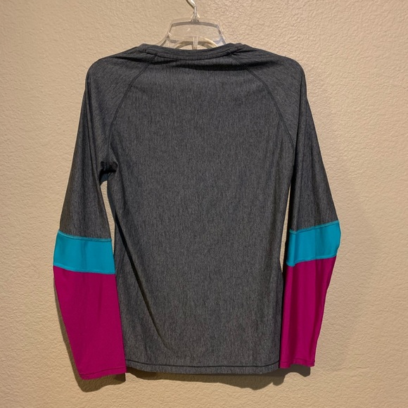 Workout Bundle - Shirts and Shorts (S and XS) - Picture 2 of 7